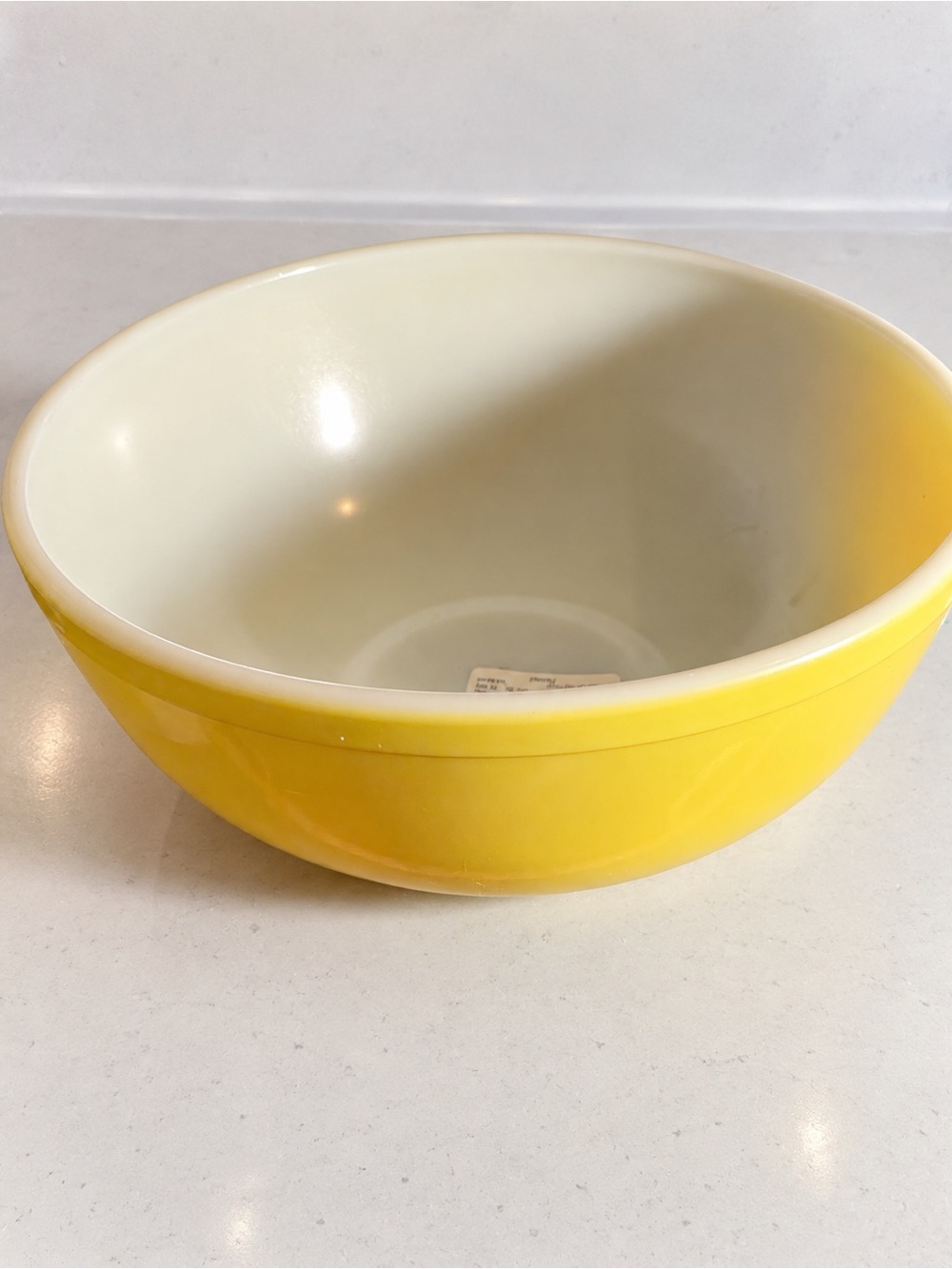 Vintage Pyrex Yellow Light Pale 10.5” Mixing Bowl MB10 NOS w/ Original Sticker